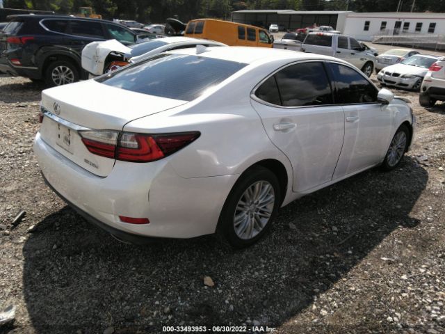 Photo 3 VIN: 58ABK1GG4HU061212 - LEXUS ES 