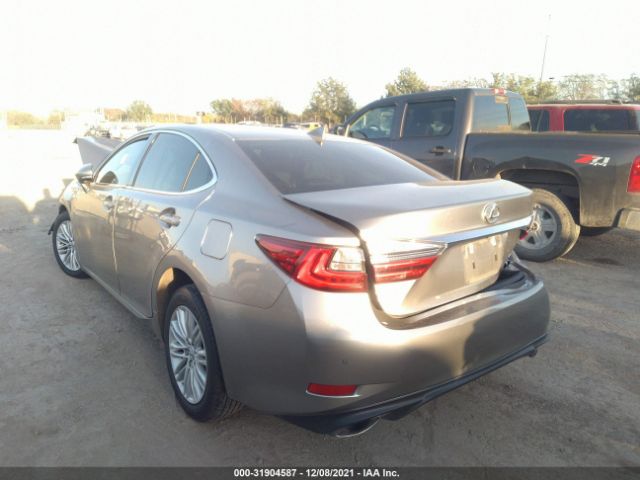 Photo 2 VIN: 58ABK1GG4HU076535 - LEXUS ES 