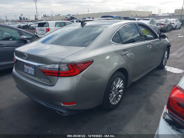 Photo 3 VIN: 58ABK1GG4JU098007 - LEXUS ES 350 