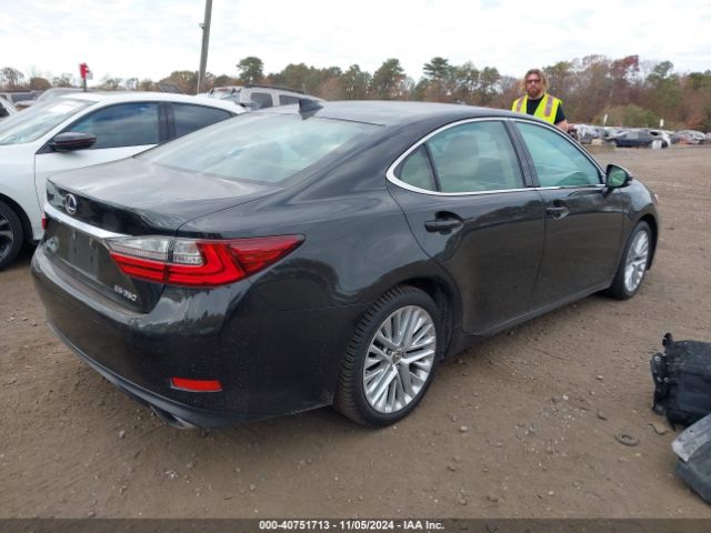 Photo 3 VIN: 58ABK1GG5GU022983 - LEXUS ES 