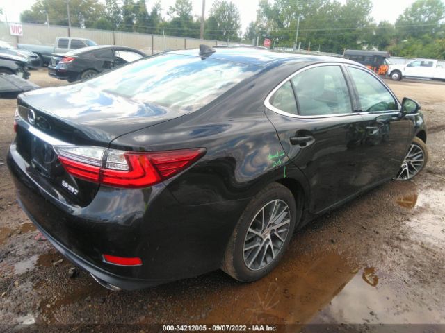 Photo 3 VIN: 58ABK1GG5HU040062 - LEXUS ES 