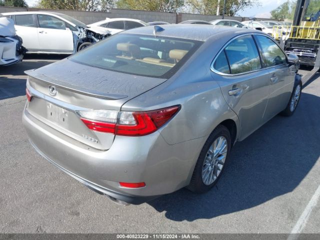 Photo 3 VIN: 58ABK1GG5HU046248 - LEXUS ES 