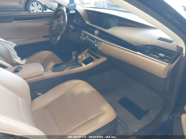 Photo 4 VIN: 58ABK1GG5HU055080 - LEXUS ES 