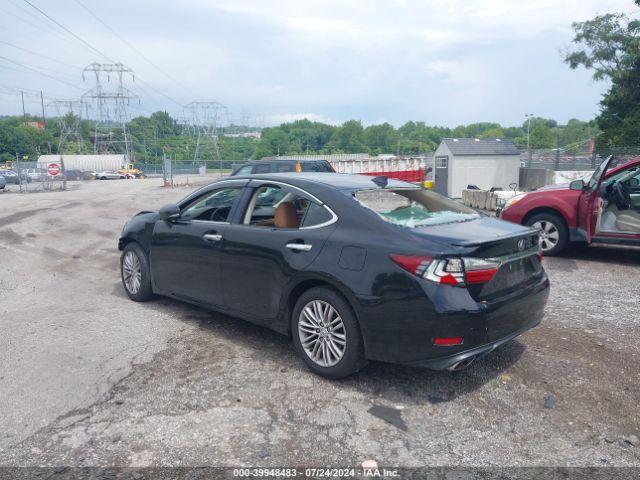 Photo 2 VIN: 58ABK1GG5HU058674 - LEXUS ES 