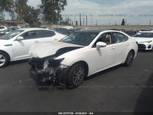 Photo 1 VIN: 58ABK1GG6HU057145 - LEXUS ES 