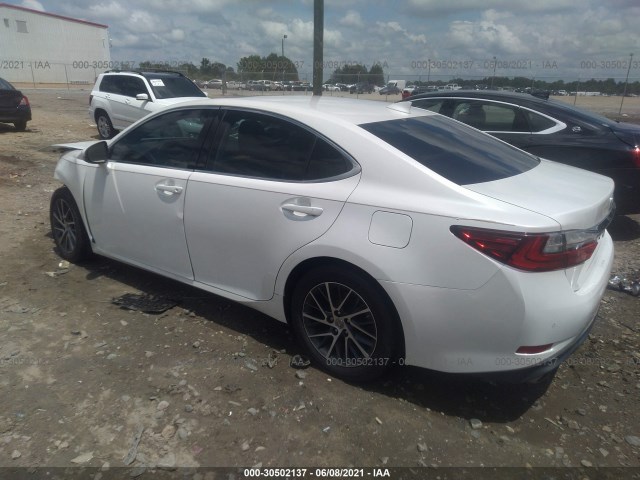 Photo 2 VIN: 58ABK1GG6HU062412 - LEXUS ES 