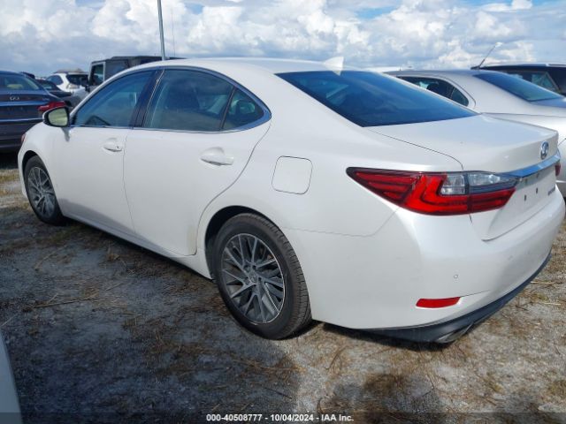 Photo 2 VIN: 58ABK1GG6JU086912 - LEXUS ES 