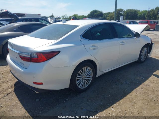 Photo 3 VIN: 58ABK1GG7HU063634 - LEXUS ES 