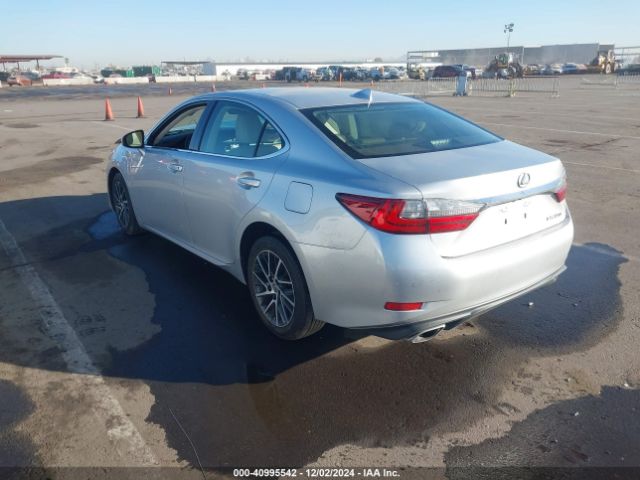 Photo 2 VIN: 58ABK1GG7HU065402 - LEXUS ES 