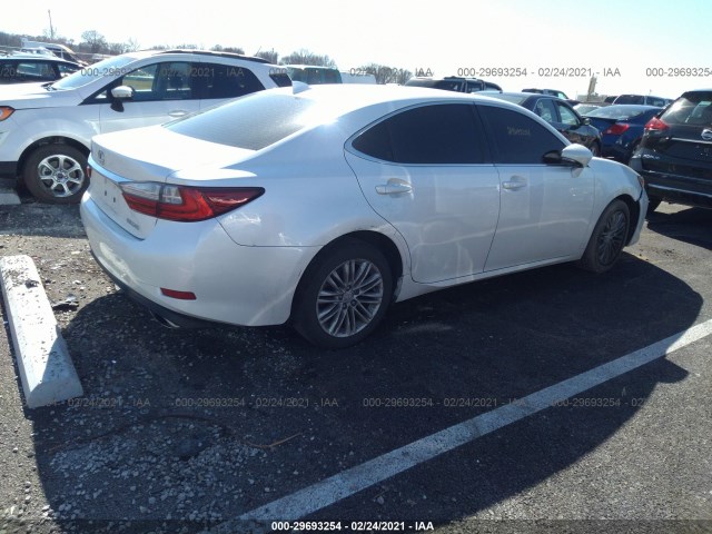 Photo 3 VIN: 58ABK1GG7HU074004 - LEXUS ES 