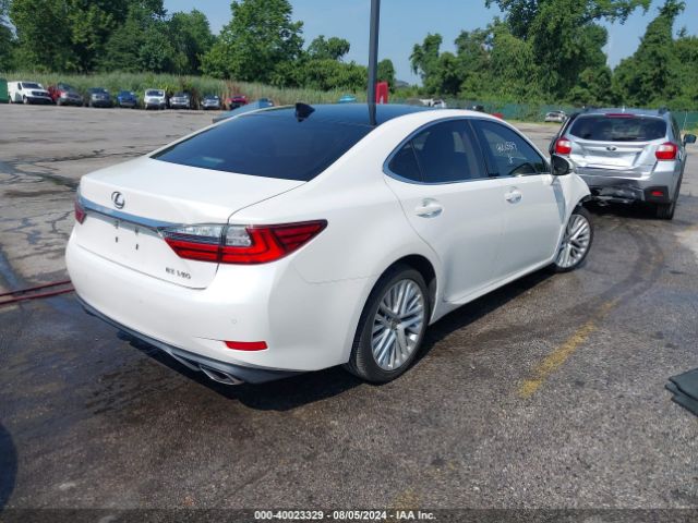 Photo 3 VIN: 58ABK1GG7JU095246 - LEXUS ES 