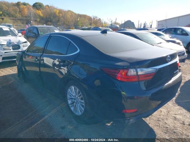 Photo 2 VIN: 58ABK1GG8GU014845 - LEXUS ES 