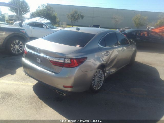 Photo 3 VIN: 58ABK1GG8HU038757 - LEXUS ES 