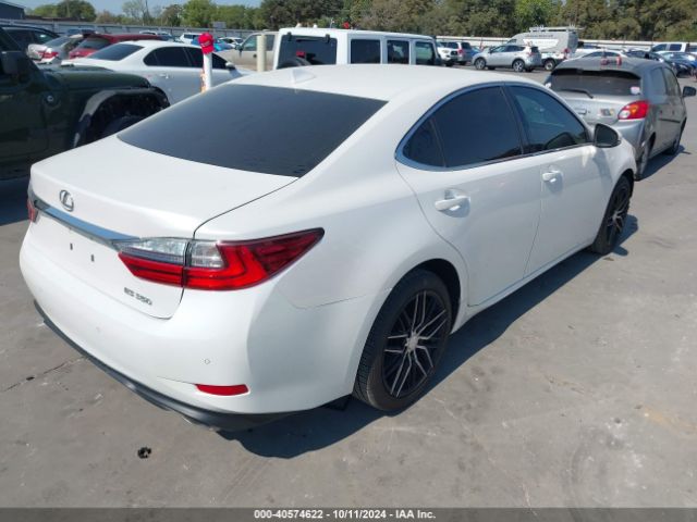 Photo 3 VIN: 58ABK1GG8HU043568 - LEXUS ES 