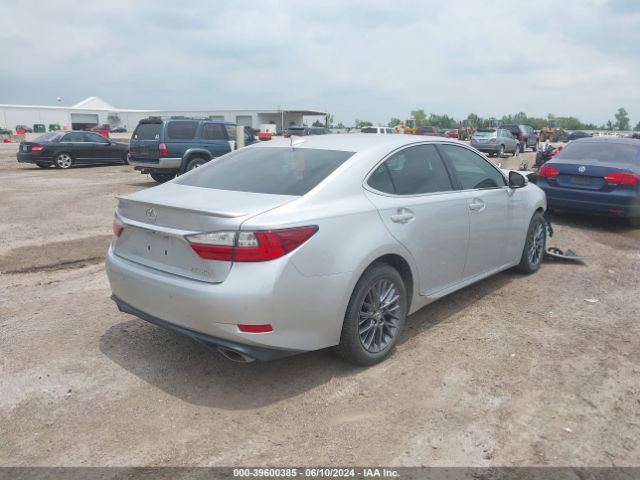 Photo 3 VIN: 58ABK1GG8JU089682 - LEXUS ES 