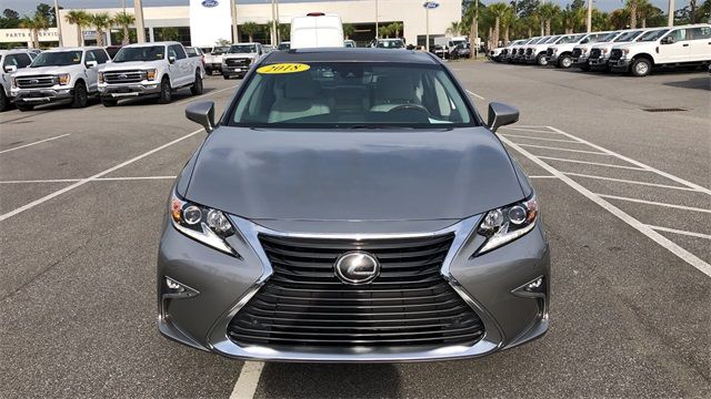 Photo 3 VIN: 58ABK1GG8JU107369 - LEXUS ES 