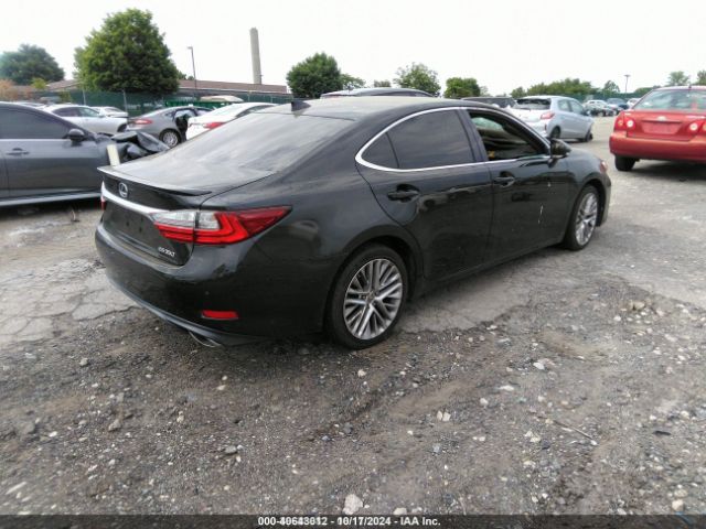 Photo 3 VIN: 58ABK1GG9GU005085 - LEXUS ES 