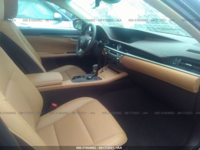 Photo 4 VIN: 58ABK1GG9HU074506 - LEXUS ES 