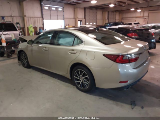 Photo 2 VIN: 58ABK1GG9JU087570 - LEXUS ES 