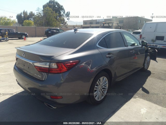 Photo 3 VIN: 58ABK1GG9JU104903 - LEXUS ES 