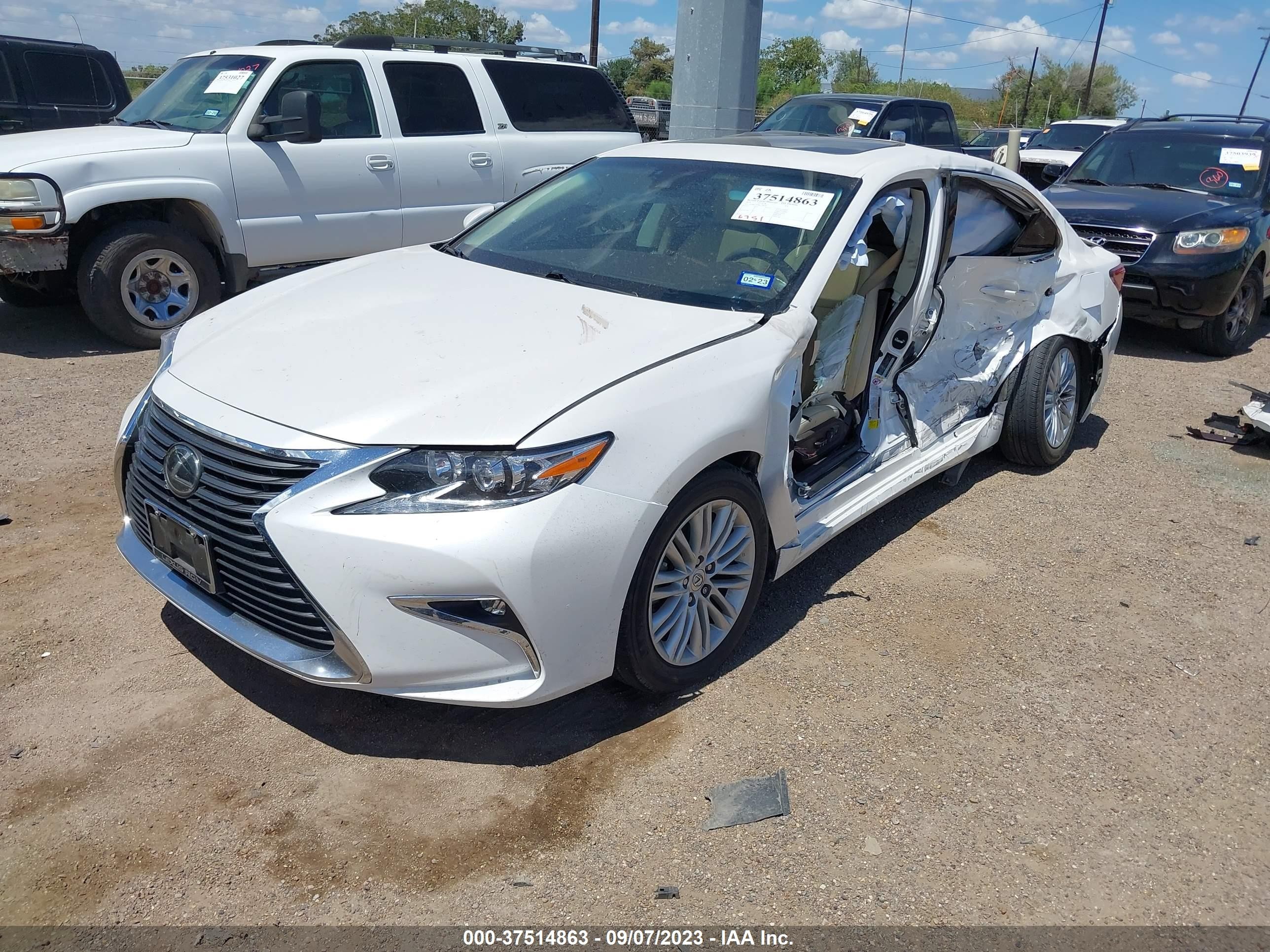 Photo 1 VIN: 58ABK1GG9JU108918 - LEXUS ES 