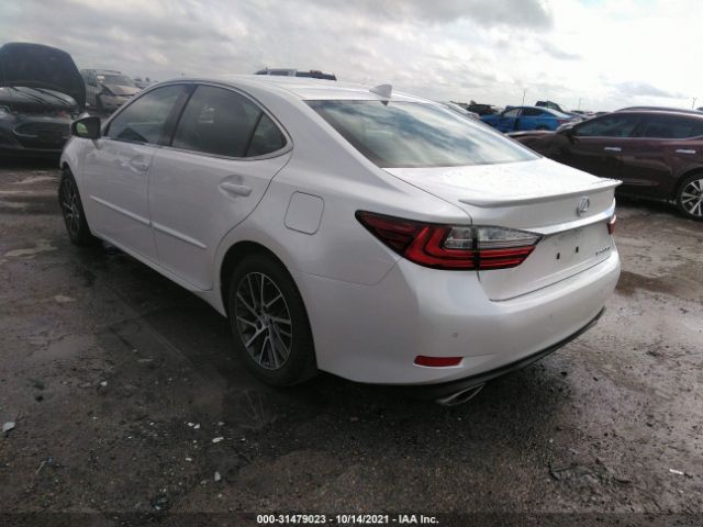 Photo 2 VIN: 58ABK1GG9JU117327 - LEXUS ES 