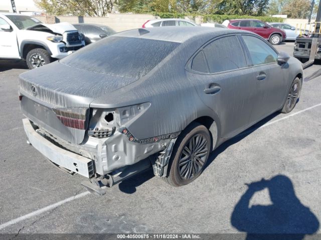 Photo 3 VIN: 58ABK1GGXGU028908 - LEXUS ES 