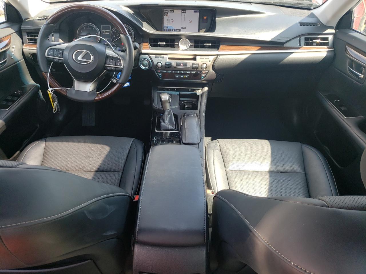 Photo 7 VIN: 58ABK1GGXGU034708 - LEXUS ES 