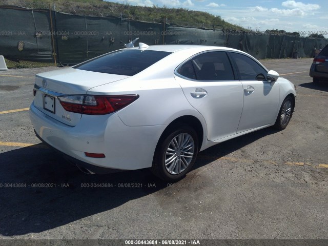 Photo 3 VIN: 58ABK1GGXHU038064 - LEXUS ES 