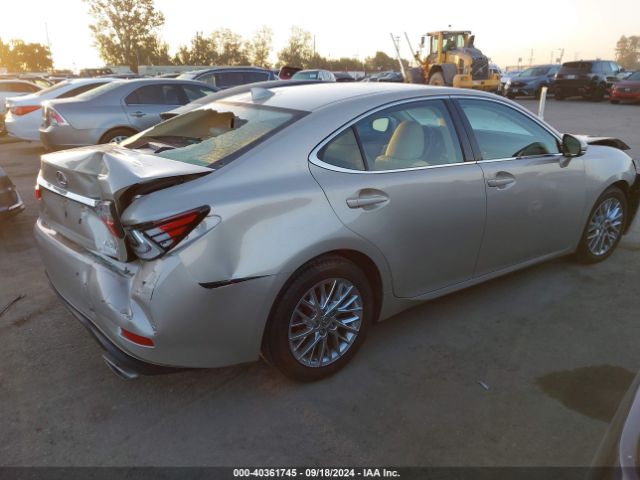 Photo 3 VIN: 58ABK1GGXHU057049 - LEXUS ES 