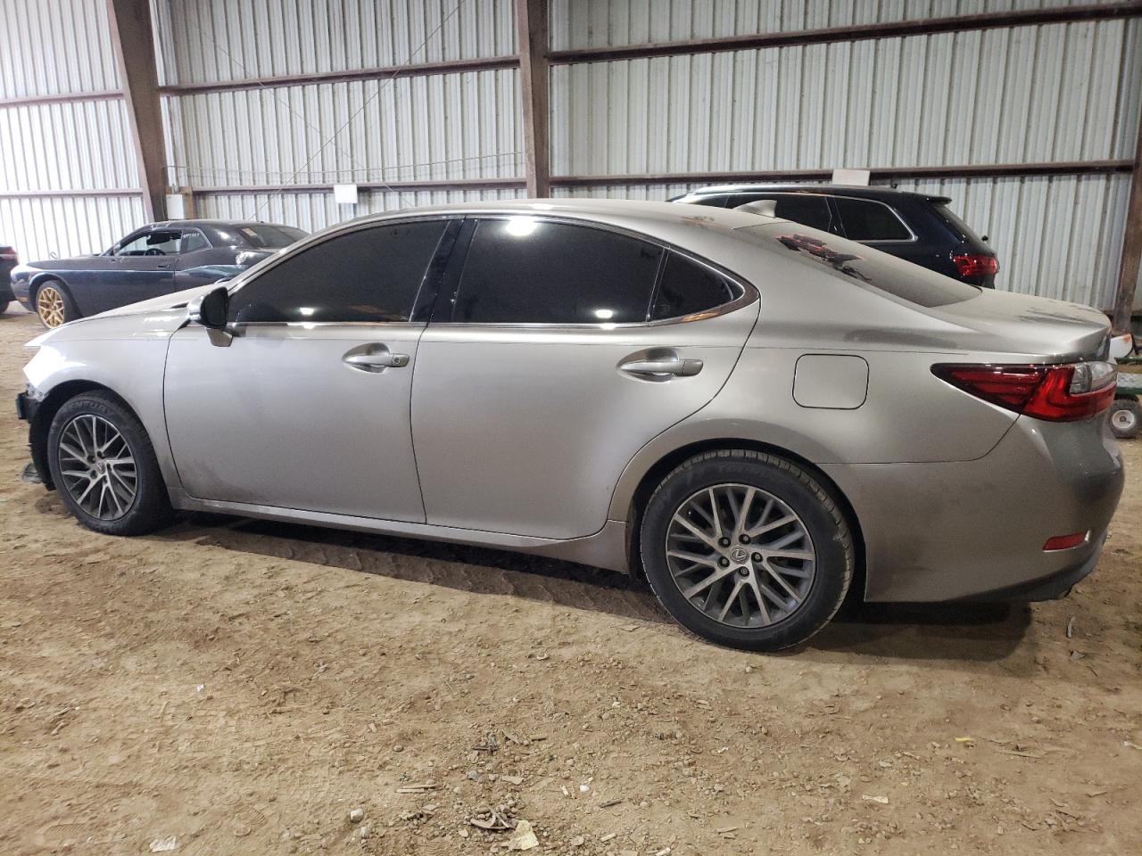 Photo 1 VIN: 58ABK1GGXHU076801 - LEXUS ES 