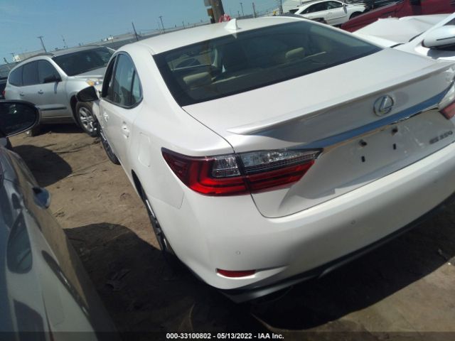 Photo 2 VIN: 58ABK1GGXJU083673 - LEXUS ES 