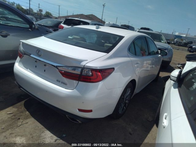 Photo 3 VIN: 58ABK1GGXJU083673 - LEXUS ES 