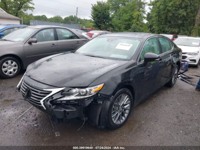 Photo 1 VIN: 58ABK1GGXJU084659 - LEXUS ES 