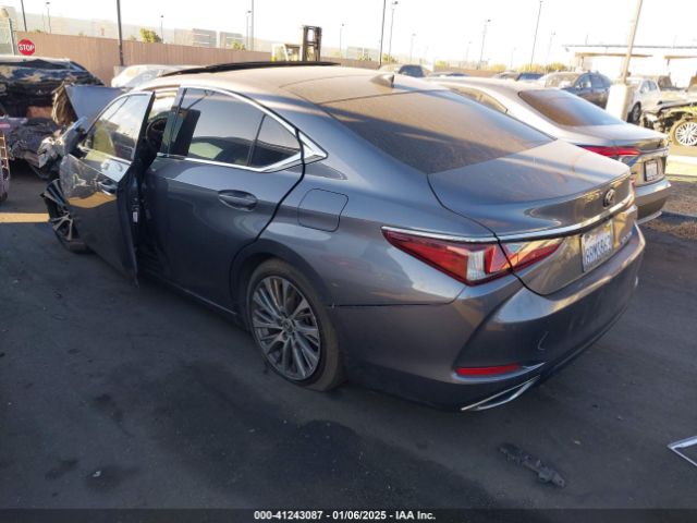 Photo 2 VIN: 58ABZ1B10KU027841 - LEXUS ES 