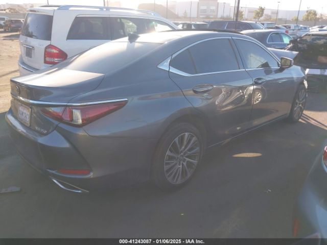 Photo 3 VIN: 58ABZ1B10KU027841 - LEXUS ES 