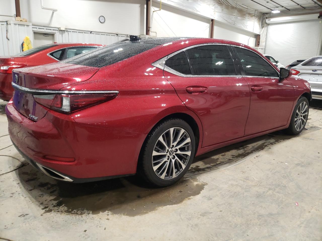 Photo 2 VIN: 58ABZ1B10KU040931 - LEXUS ES 