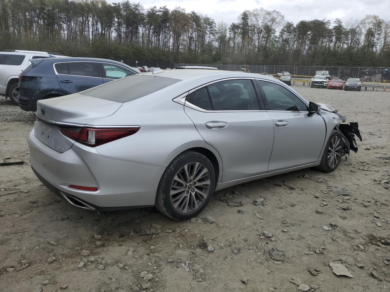 Photo 2 VIN: 58ABZ1B10KU041139 - LEXUS ES 