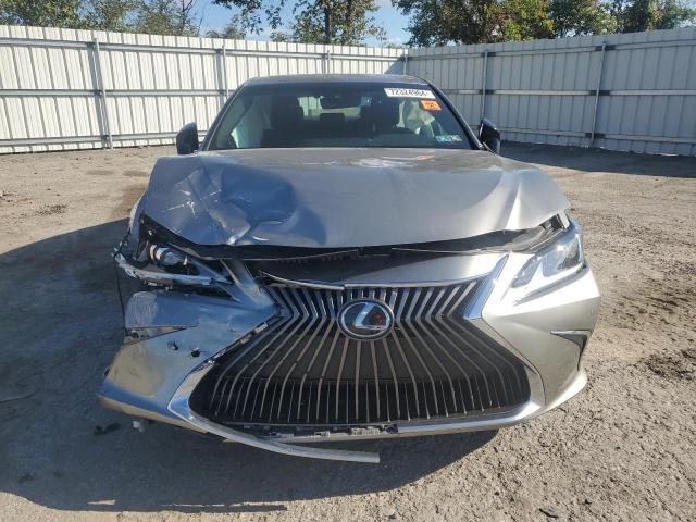 Photo 4 VIN: 58ABZ1B10KU044638 - LEXUS ES 350 