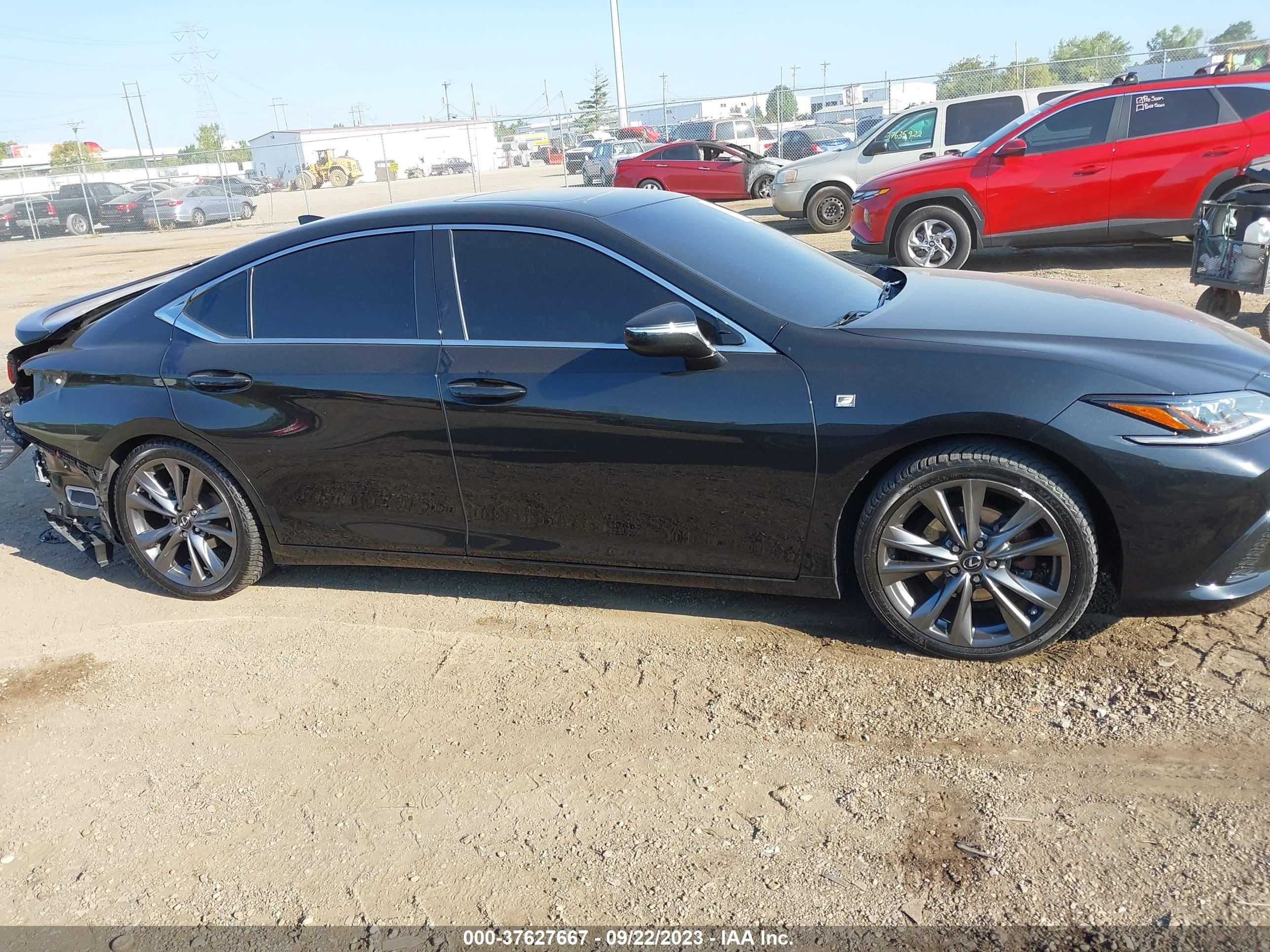 Photo 12 VIN: 58ABZ1B10KU050116 - LEXUS ES 