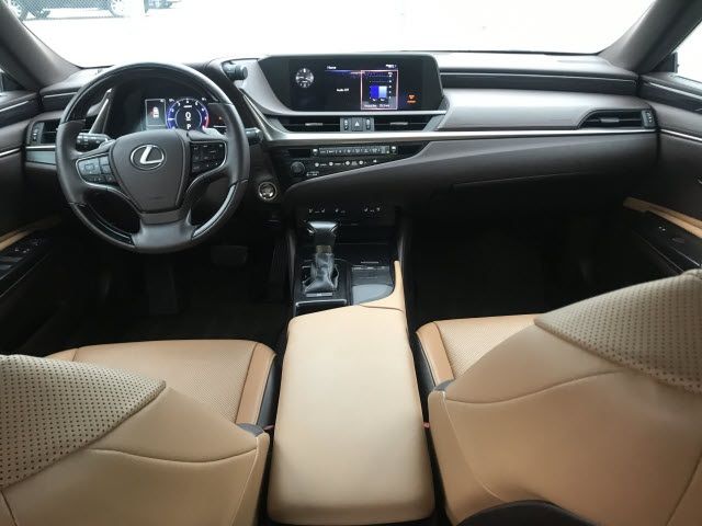 Photo 9 VIN: 58ABZ1B11KU026133 - LEXUS ES 