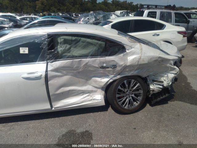 Photo 5 VIN: 58ABZ1B12KU008305 - LEXUS ES 