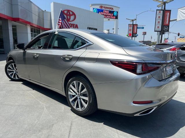 Photo 6 VIN: 58ABZ1B13KU043936 - LEXUS ES 