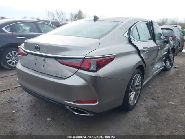 Photo 3 VIN: 58ABZ1B14KU023629 - LEXUS ES 