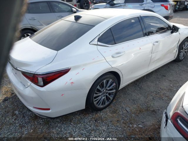 Photo 3 VIN: 58ABZ1B14KU027471 - LEXUS ES 