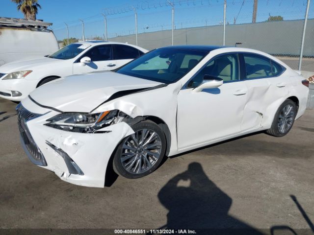 Photo 1 VIN: 58ABZ1B14KU030631 - LEXUS ES 