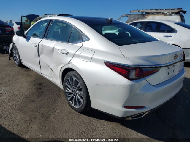 Photo 2 VIN: 58ABZ1B14KU030631 - LEXUS ES 