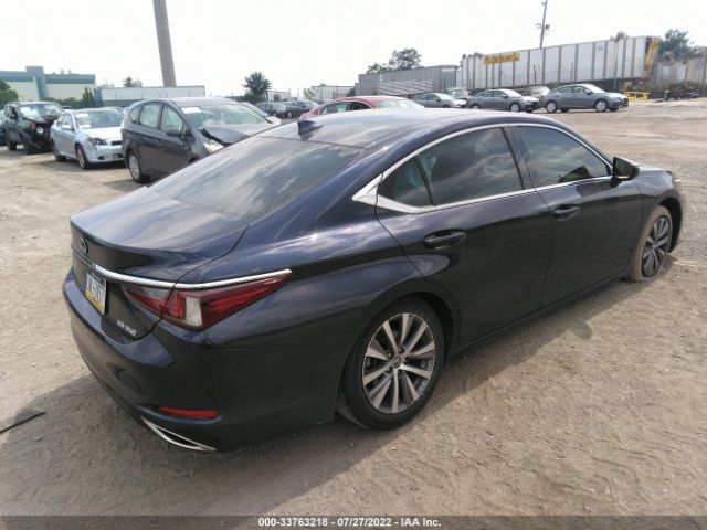 Photo 3 VIN: 58ABZ1B15KU010985 - LEXUS ES 