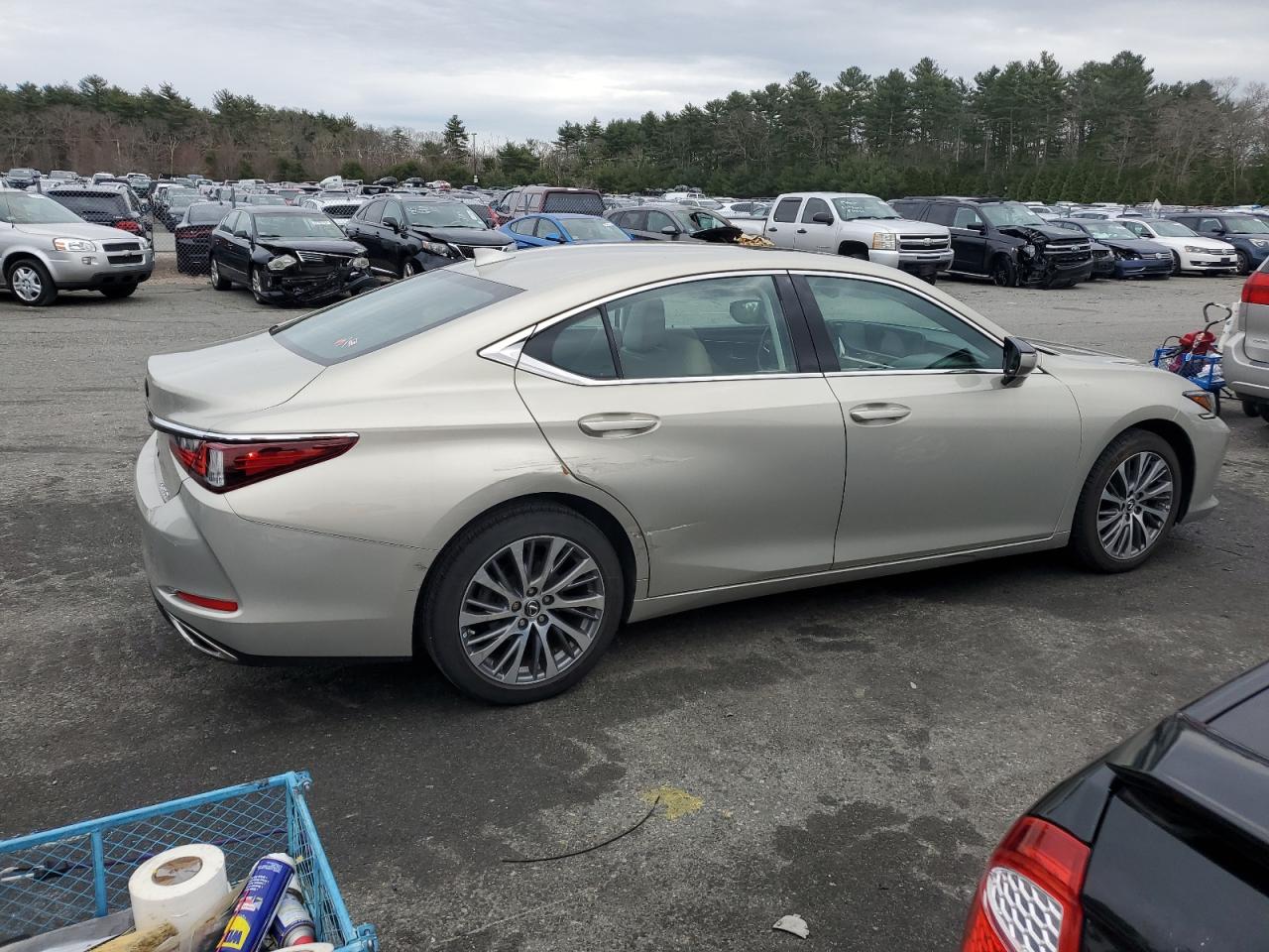 Photo 2 VIN: 58ABZ1B17KU006260 - LEXUS ES 