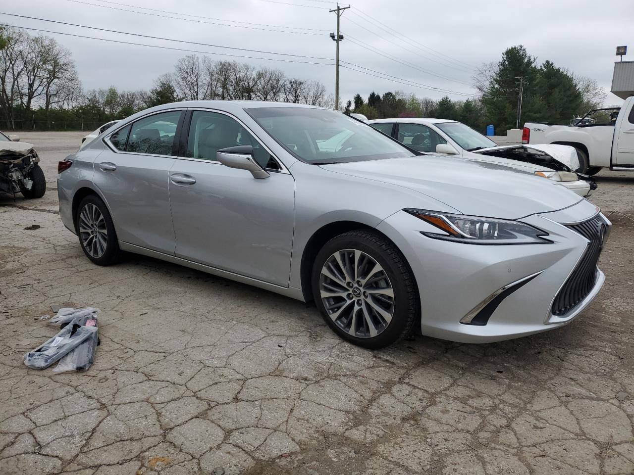 Photo 3 VIN: 58ABZ1B17KU023866 - LEXUS ES 